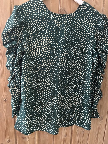 Paris green blouse size - ax,