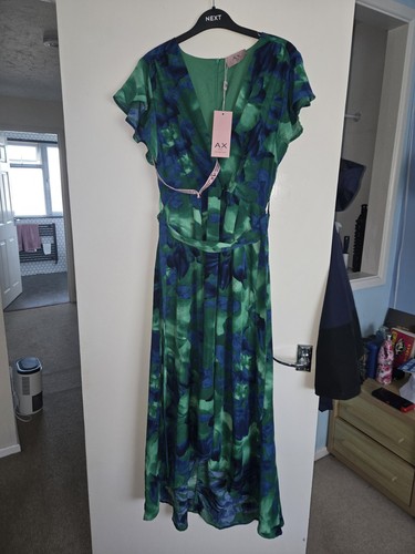 Paris dress size new - paris,