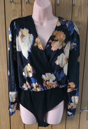 Paris black floral wrap - black,