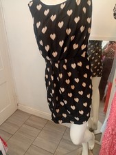 Size 12 AX Paris Heart Print